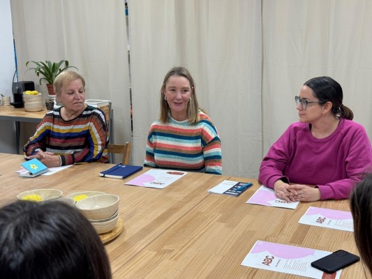 Vila-real impulsa siete talleres para hacer comunidad y reforzar la solidaridad entre mujeres