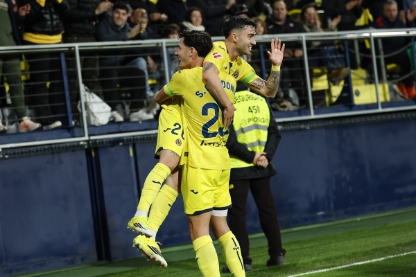 Moleiro y Cardona no participan en el entrenamiento por gripe y Gerard tampoco aparece después de tres días
