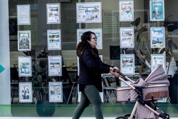 La firma de hipotecas en la Comunitat crece un 8,7% en enero aunque se ralentiza respecto al mes anterior