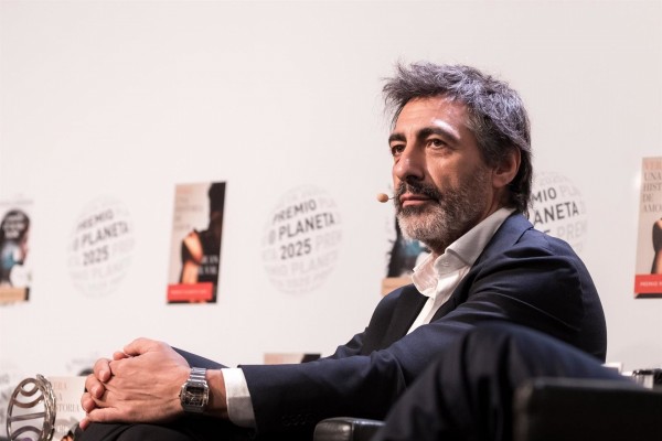 Juan del Val, con su 'Planeta' bajo el brazo, inaugura este miércoles el ciclo 'Río de Letras' de Blanca