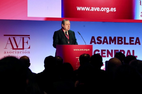 Boluda, en la asamblea de AVE: 