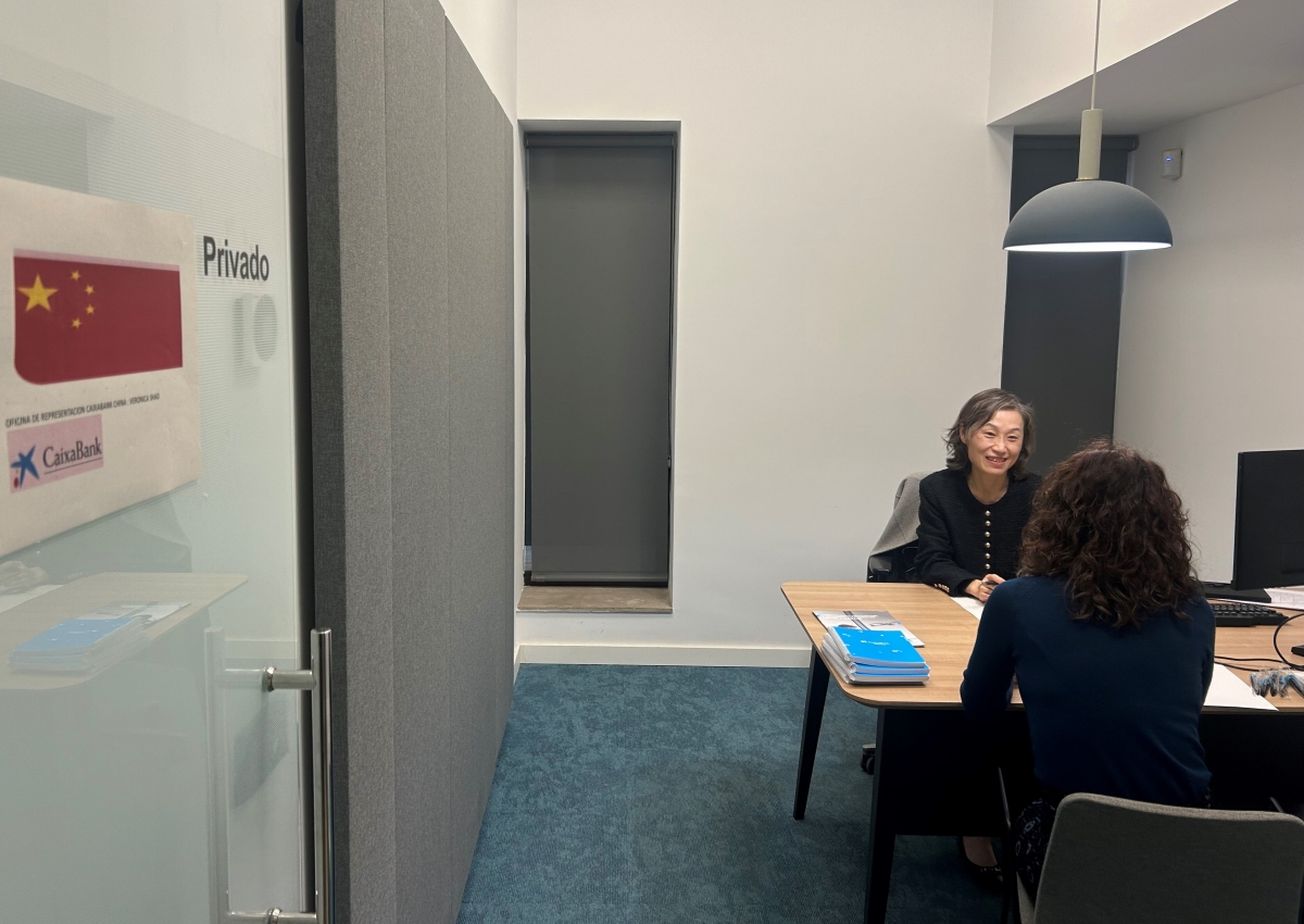 CaixaBank reúne en Alicante a 15 empresas en su jornada Puerta al Exterior para la internacionalización de firmas.