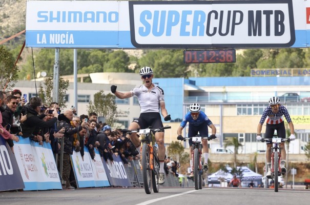 Henderson y Brandl ganan la Shimano Super Cup Massi MTB XCO de La Nucía
