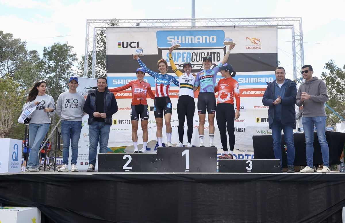 Momento de la entrega de premios en categoría femenina