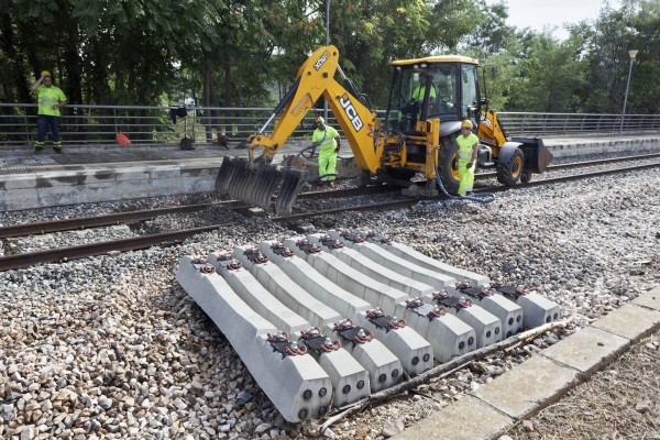 Nuevo avance en las obras el corredor mediterráneo: Adif activa otro contrato de 3,4 millones entre Castelló y Vandellòs