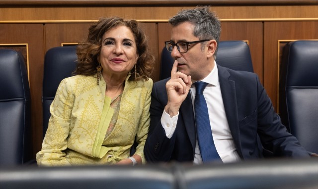 Junts pide que comparezcan Montero y Bolaños en el Congreso para explicar el concierto catalán 