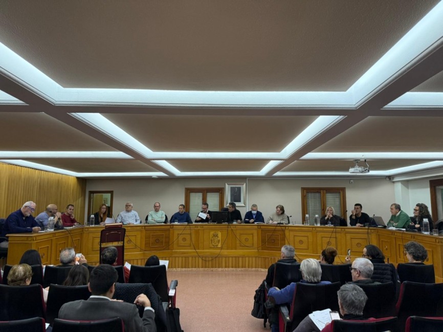 Pleno del ayuntamiento de Chiva. - Foto: AYUNTAMIENTO DE CHIVA