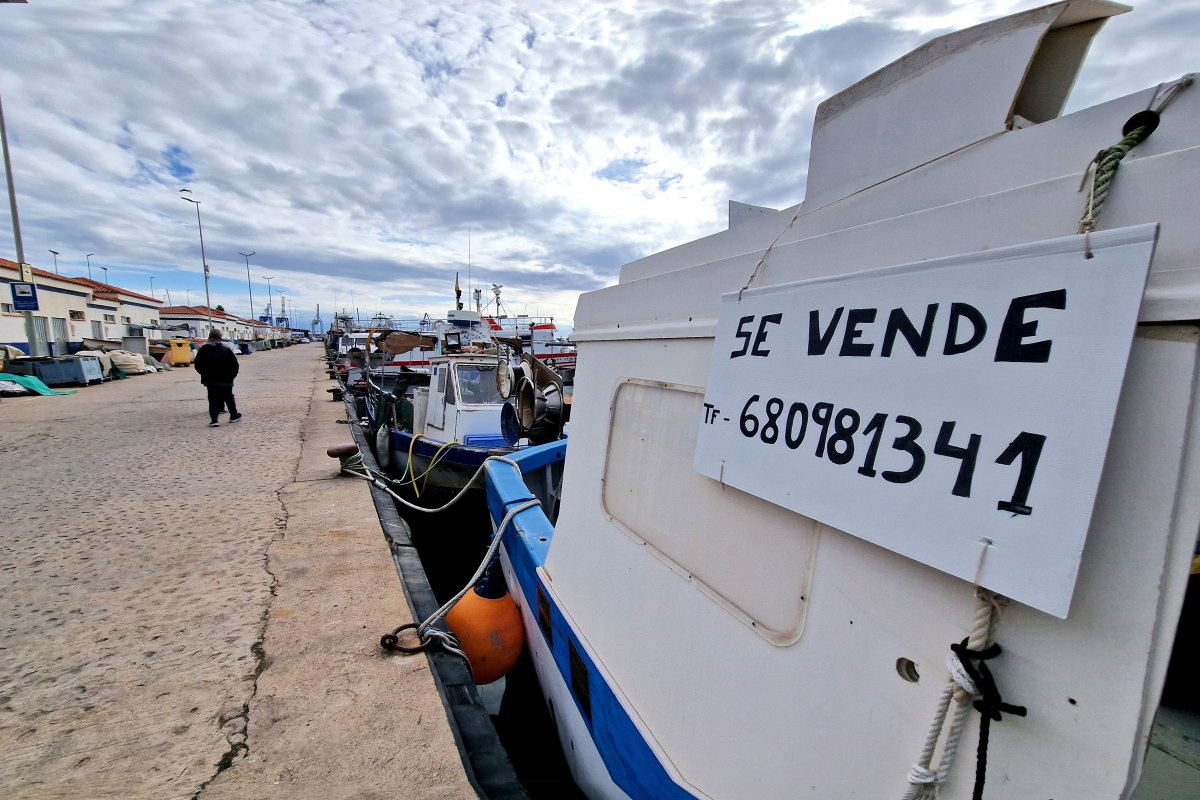 El recorte de días hunde a la pesca de Castellón: las capturas caen a la mitad desde 2018