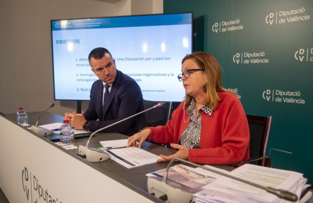 La Diputación de València defiende la reorganización de su Área de Cultura para 