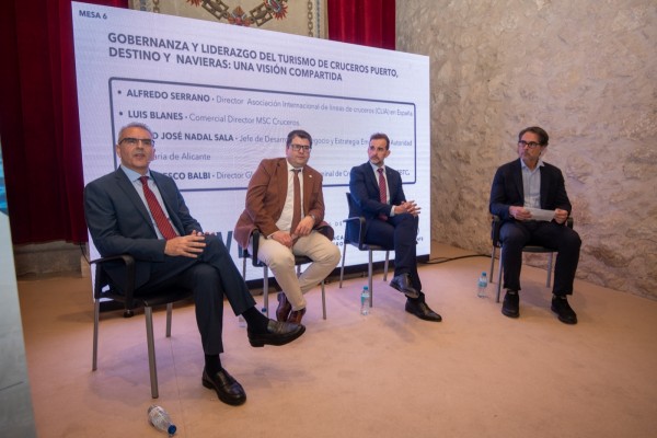 Cumplir, planificar y atraer a EEUU: las claves para que Alicante ascienda en el 'top 10' de cruceros