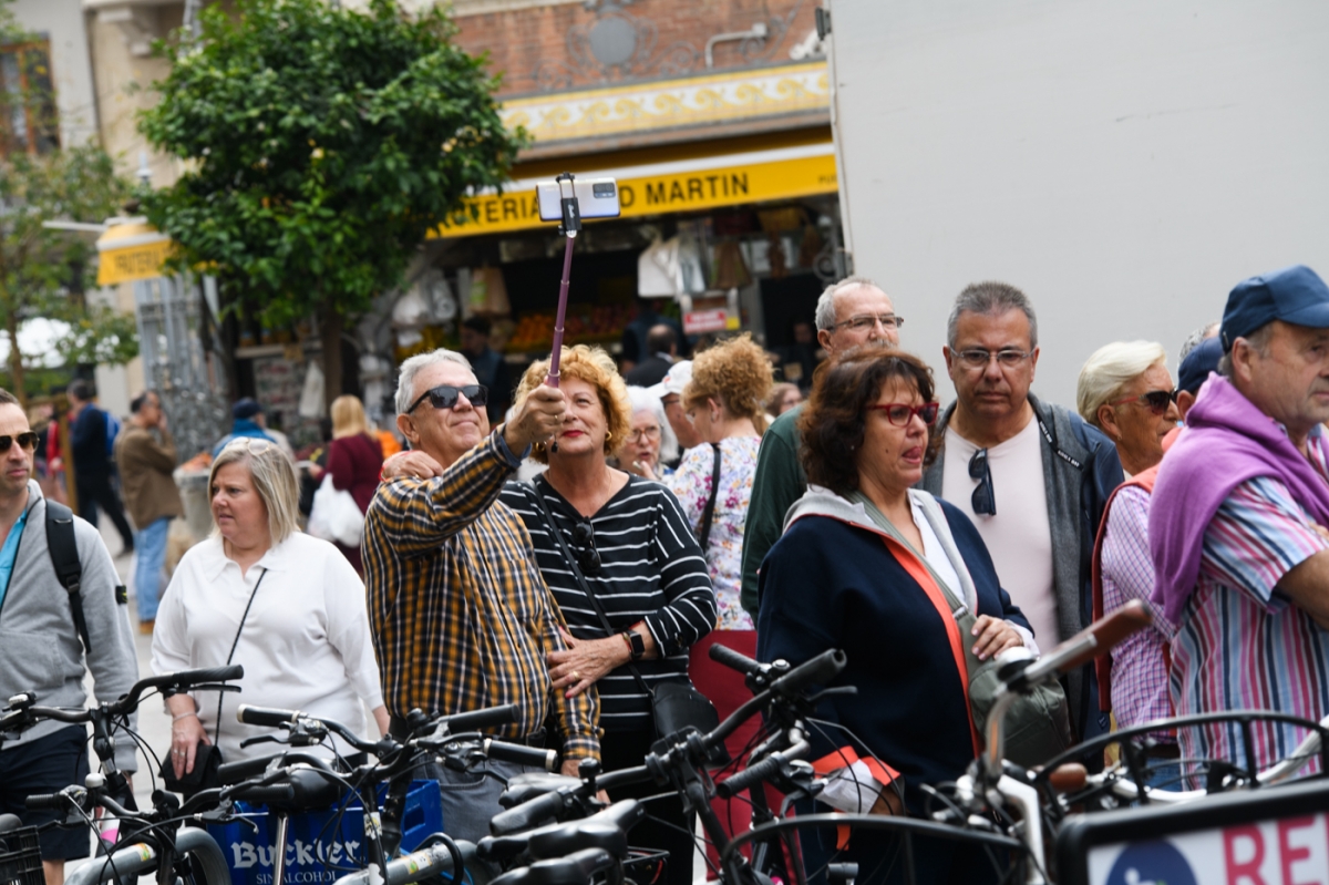 Así es el turista que visita València: perfil adulto y con pareja, previsor y de estancias cortas en hoteles
