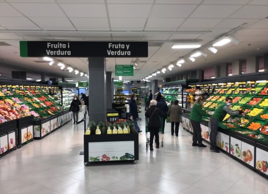 Mercadona alcanza una cuota récord del 27% en la distribución, mientras Lidl y Aldi siguen creciendo