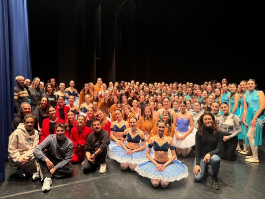 Burriana reúne a más de 200 estudiantes de danza en el evento anual del Centre Municipal de les Arts