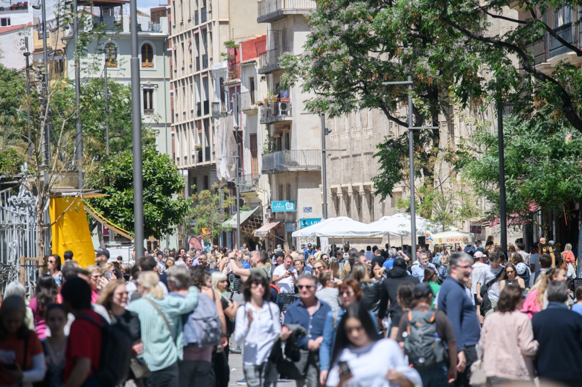 Nuevos records de población en España: 49,5 millones de personas y 10 millones han nacido en el extranjero