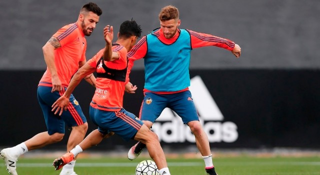 Mustafi y André no se ejercitan con el grupo