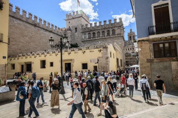 La Comunitat Valenciana registra el mayor aumento de población en España