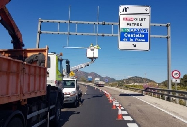 Transportes adjudica por 12,1 millones un contrato para la conservación de carreteras en Castellón