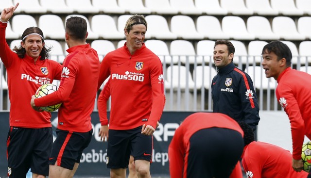 El Atlético mira al Celta con toda la plantilla a punto