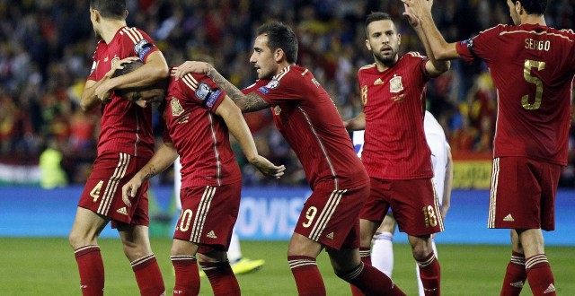 Alcácer y Cazorla certifican la presencia de España en la Eurocopa de Francia