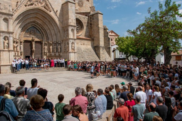 Morella decreta luto oficial y suspende el Sexenni este jueves por el accidente con dos muertos en la N-232
