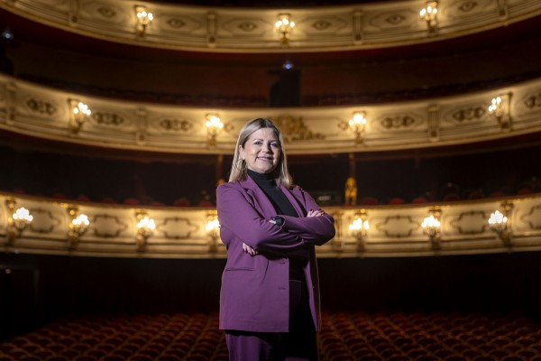 Carmen Ortí: 