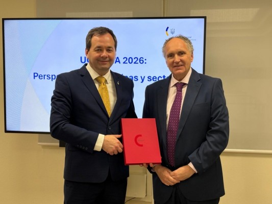 La Cámara de Castellón recibe al cónsul de Ucrania en Barcelona para exponer la situación económica del país