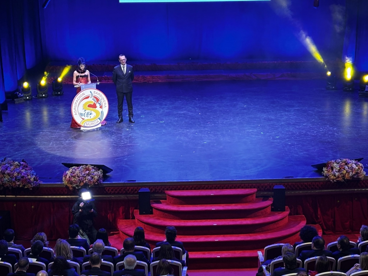 Doña Sardina 2026, Sita Abellán, y Gran Pez 2026, Francisco Javier Pujante. - Foto: AYUNTAMIENTO DE MURCIA Doña Sardina 2026, Sita Abellán, y Gran Pez 2026, Francisco Javier Pujante.