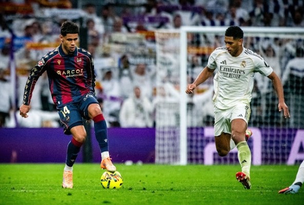 Raghouber, baja de última hora en el derbi ante el Valencia por fatiga muscular