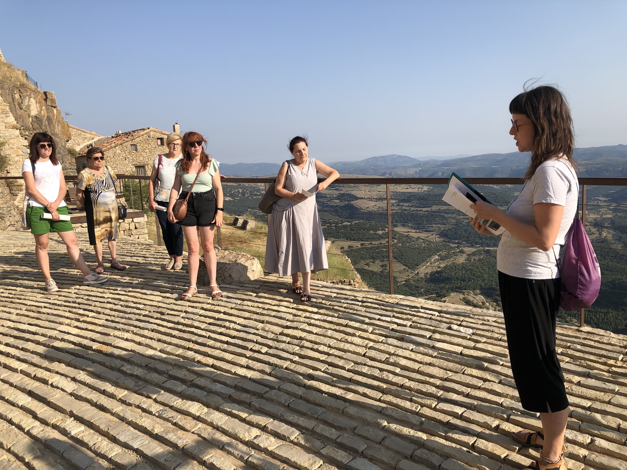 La literatura com a mitjà per a conèixer el territori i el patrimoni cultural: Estiu Literari
