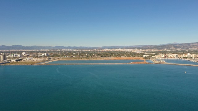 Reabre el Puerto de Castellón y se desactiva la situación de alerta por el viento