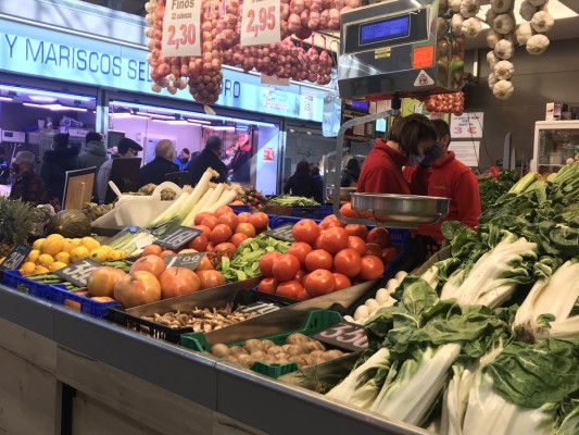 Huevos, café, hortalizas y frutas tropicales se encarecen a doble dígito en el último año