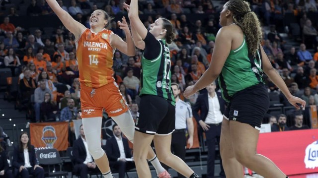 El Valencia Basket se impone al Joventut Badalona y vuelve a ganar en casa