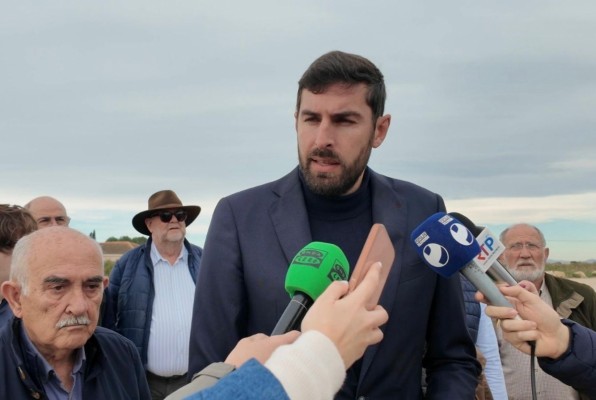 Vox denunciará a la CHS por 