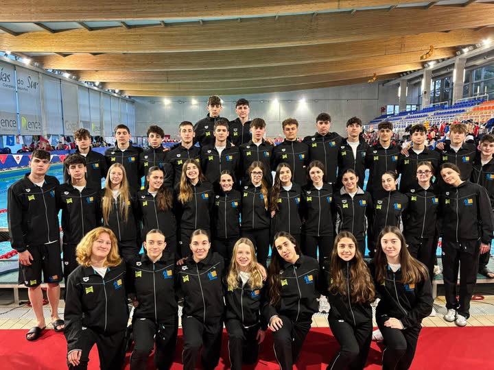 La natación valenciana roza el podio en el Nacional de FFAA