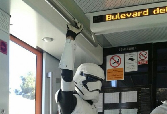 Tram d'Alacant ofrece un servicio especial hasta las 03.00 horas el viernes 20 por el Carnaval