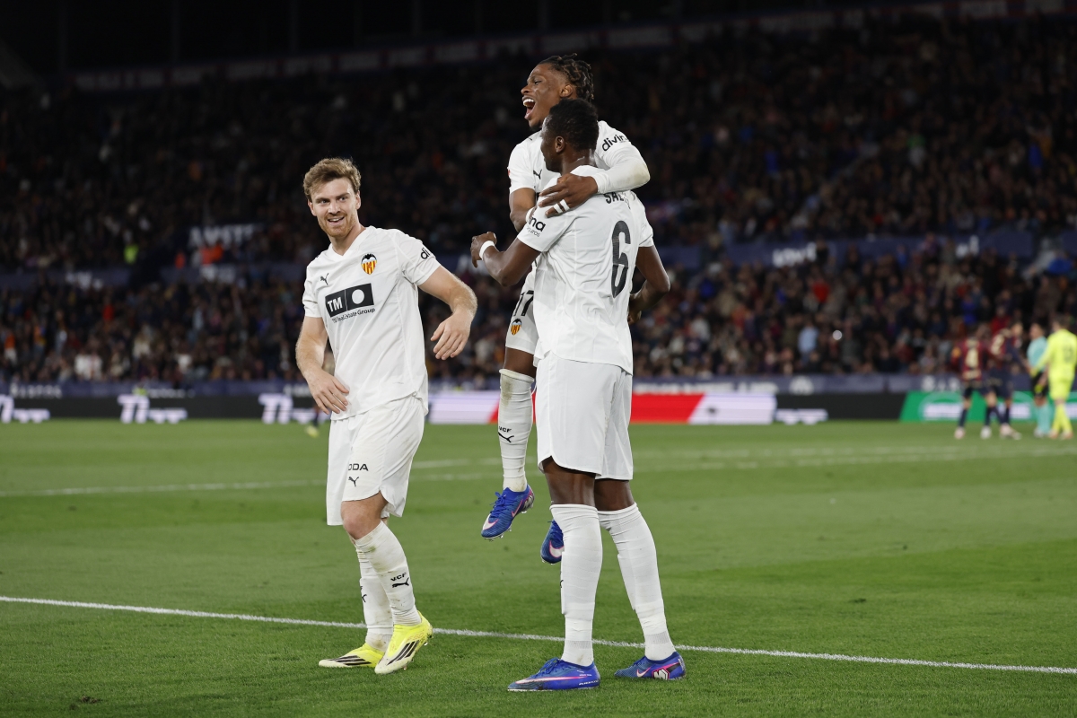 El posible once del Valencia CF para visitar La Cerámica