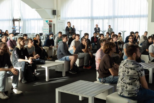 Hackathon Castellón cumple una década y vuelve con identidad renovada bajo el patrocinio de la Cámara
