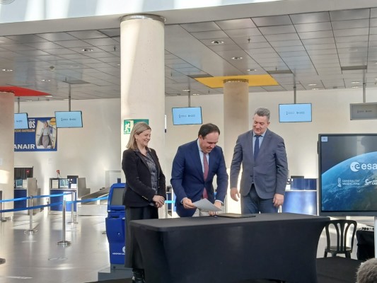  La incubadora aeroespacial del aeropuerto de Castellón vuela más alto y suma el apoyo del Consorcio Espacial Valenciano Val Space