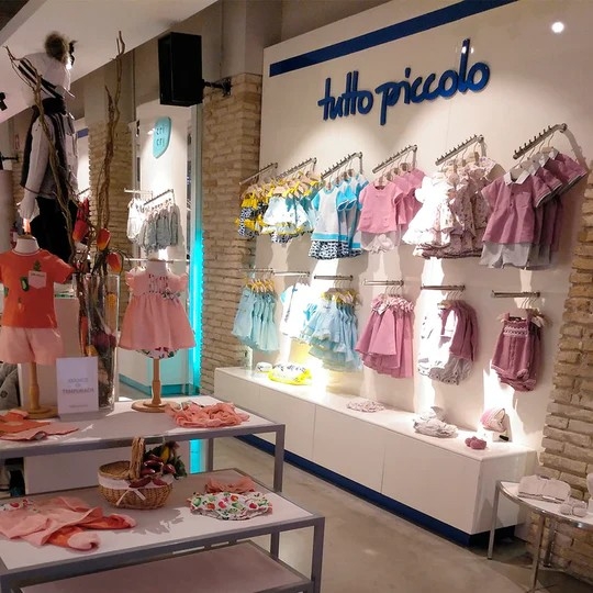 La alcoyana Tutto Piccolo, de moda infantil, traspasa al grupo catalán Talaman la explotación de su marca