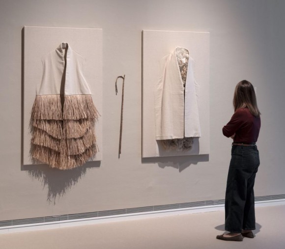 La exposición del IVAM 'A media lumbre' viaja y se transforma a Mallorca