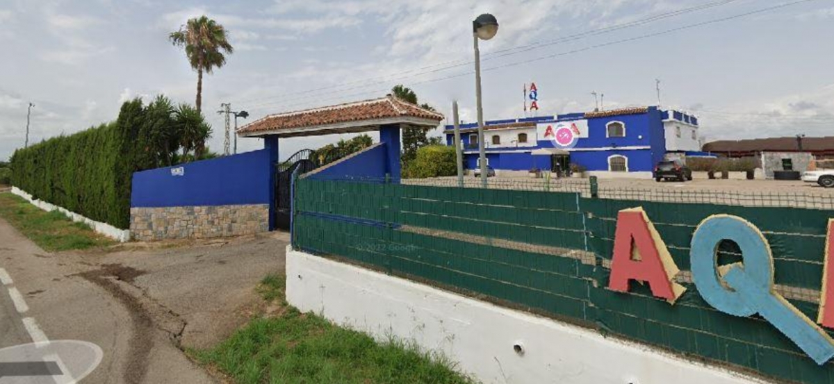 Un antiguo edificio agrícola de Alginet, camino de convertirse en un hotel-restaurante junto a la CV-42