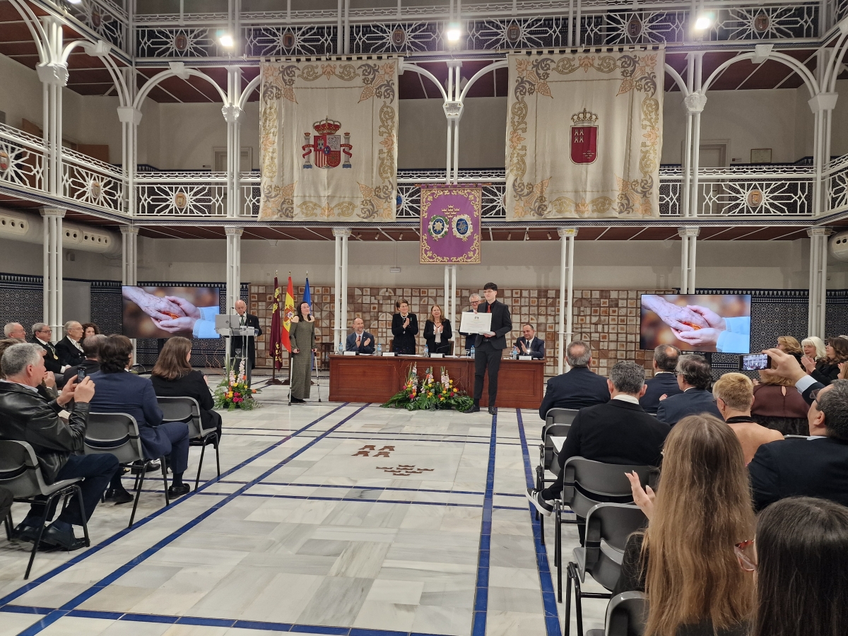 La Academia de Farmacia Santa María de España recupera su tradicional apertura de curso en la Asamblea Regional.
