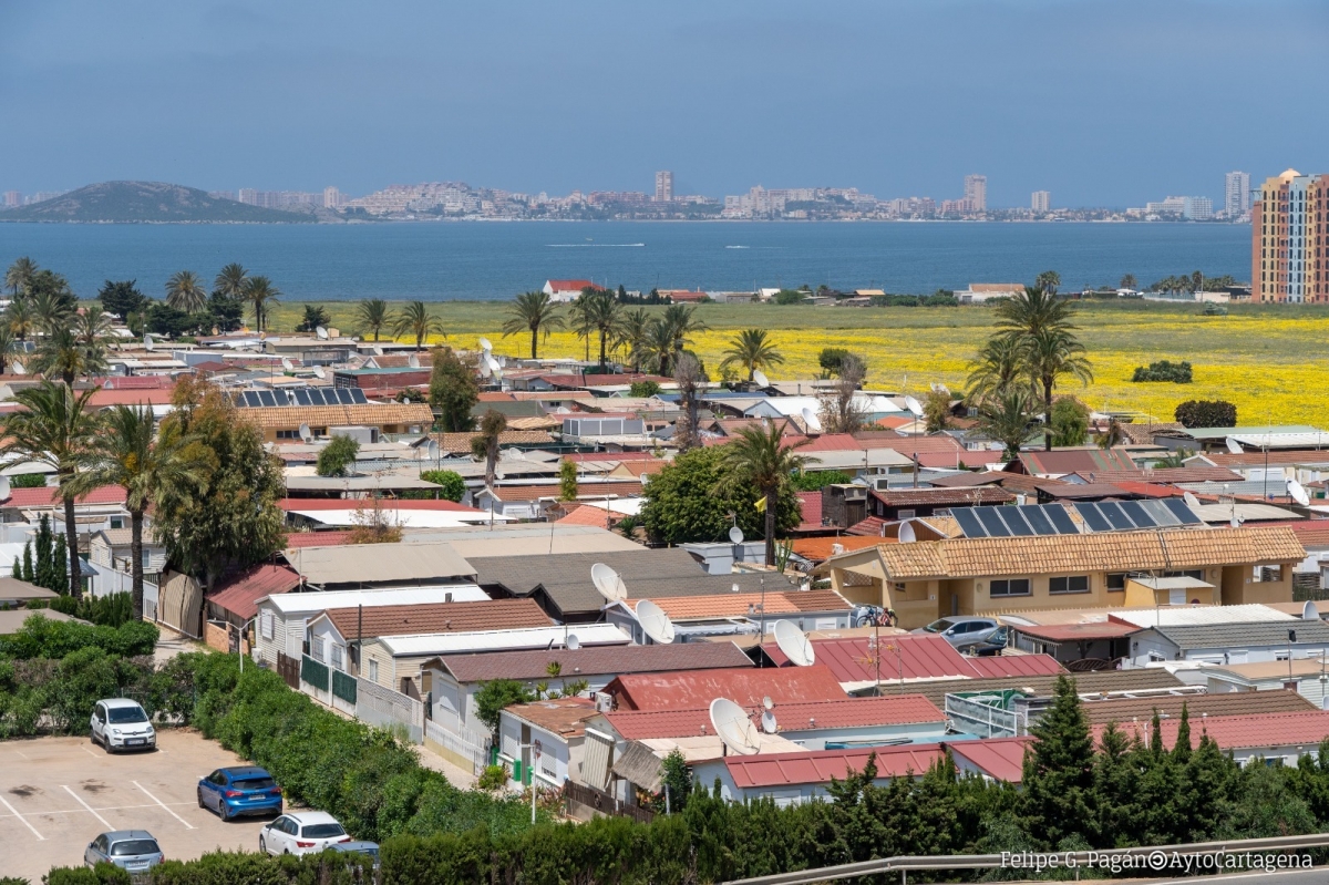 Más de 500.000 euros en facturas sin pagar ponen en jaque al camping Caravaning La Manga