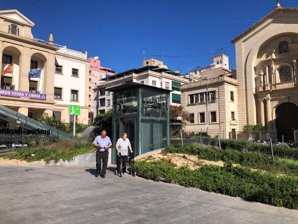 Alicante promueve la transformación de la Muntanyeta y su parking con su concesión a 15 años