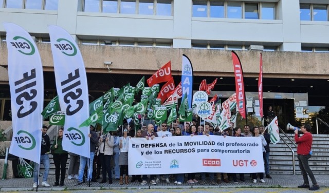 Sindicatos educativos convocan manifestaciones el 28 de febrero y huelga el 31 de marzo