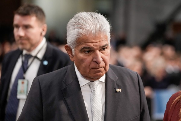 Panamá veta en licitaciones públicas a firmas europeas tras mantener la UE al país en la 'lista negra' fiscal