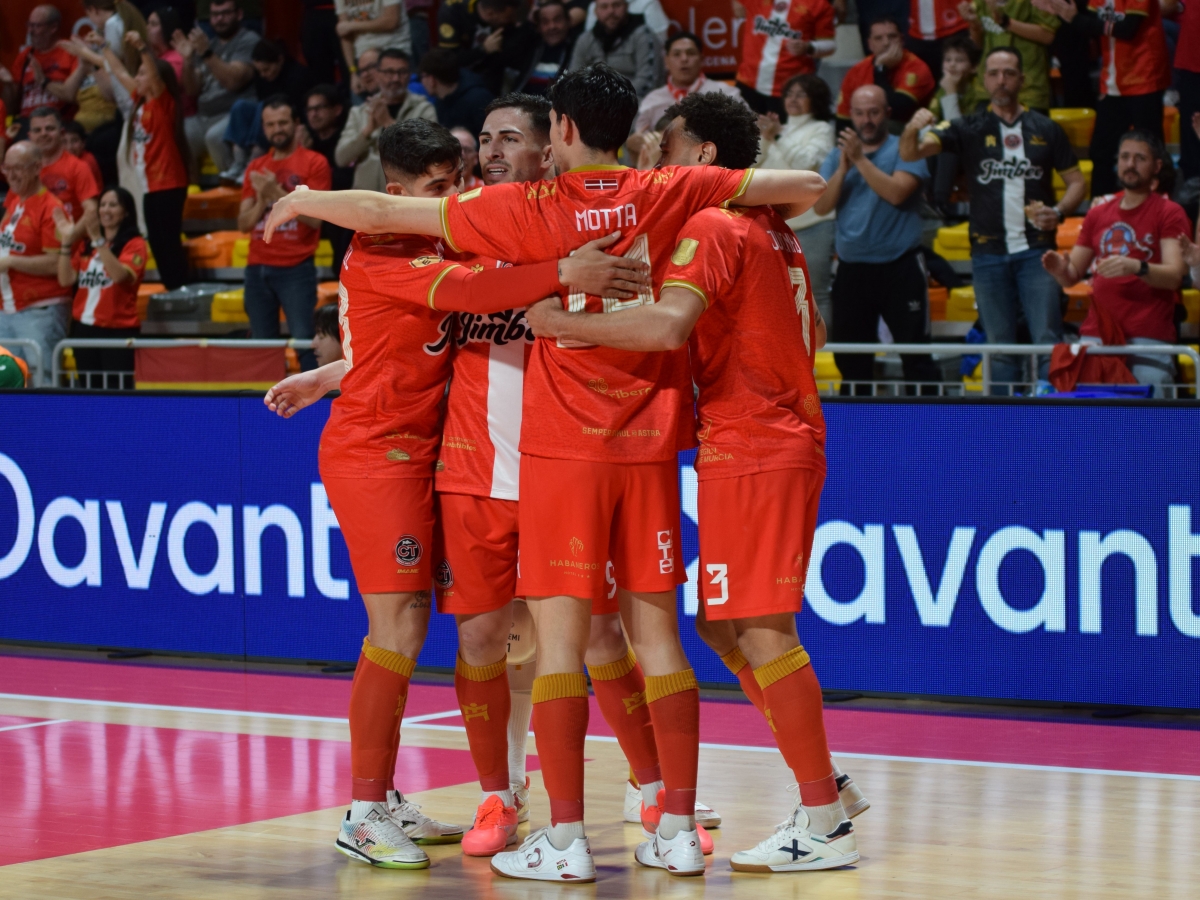  - Foto: JIMBEE CARTAGENA