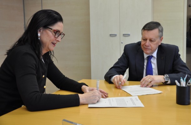 Fisabio e IMED Hospitales se unen para avanzar en salud personalizada, vacunas e inteligencia de datos
