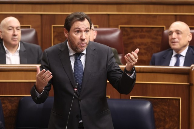 Puente reivindica el Plan de Cercanías de València y asegura que los beneficios llegarán 