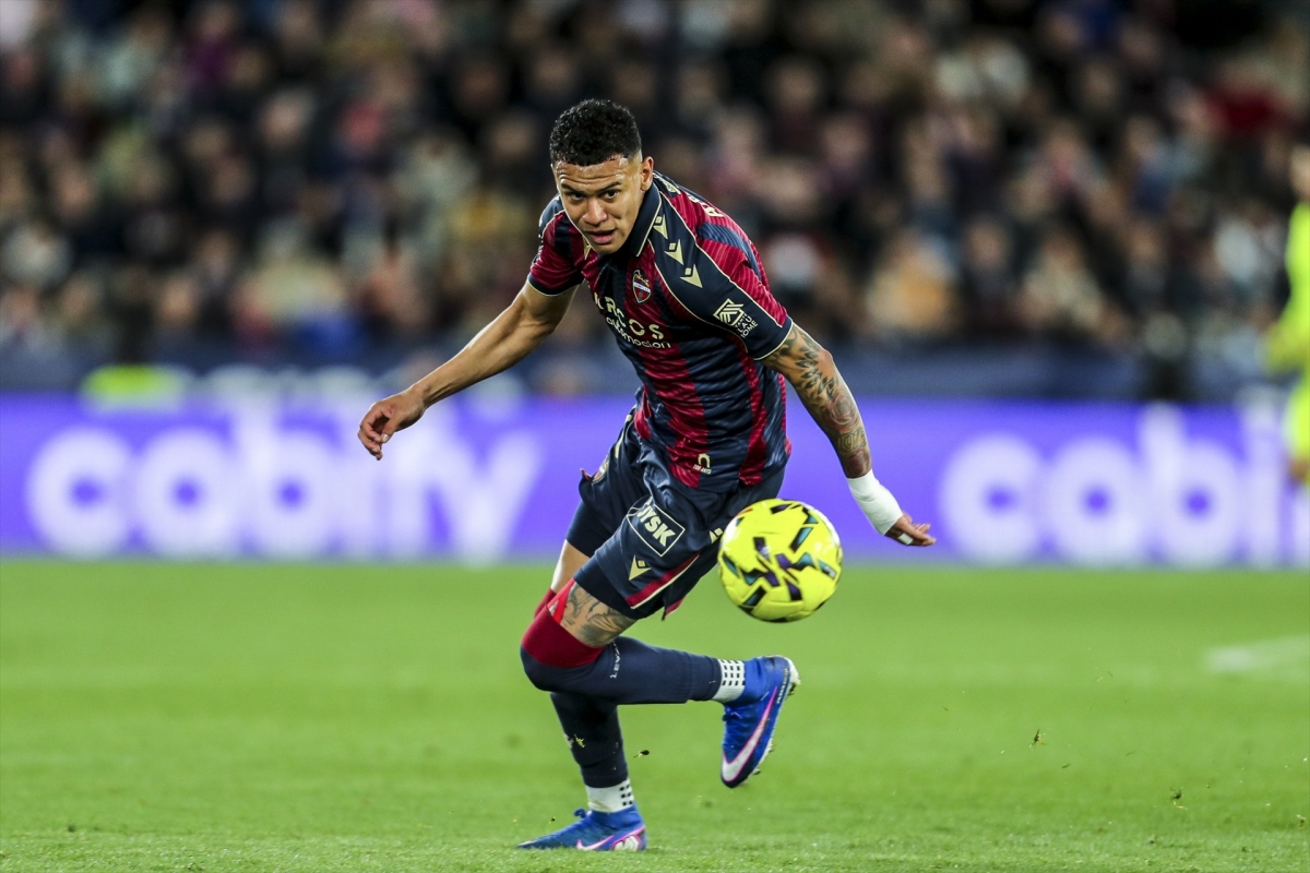 Kervin Arriaga y Vicente Iborra, sancionados con tres partidos